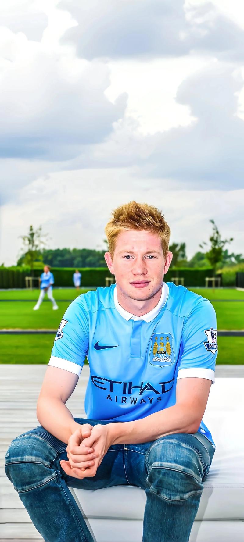 文班亚马首秀30+10+5，马刺力克雷霆