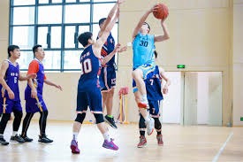 邮报：消息人士怀疑利物浦不再报价是怂了，并在吊着伊萨克